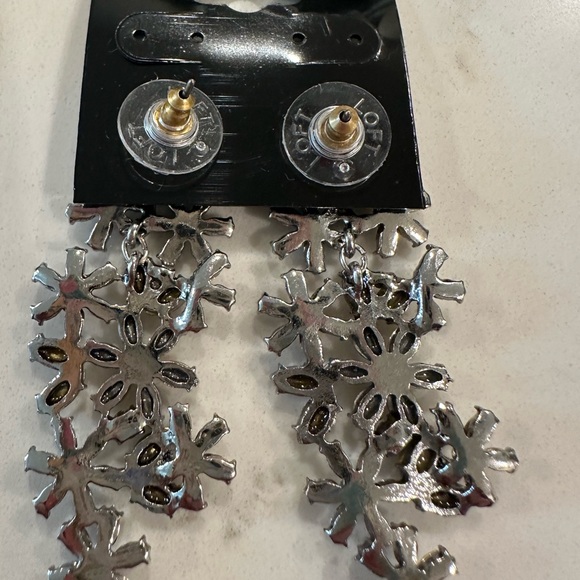 Loft NWT earrings - Picture 2 of 2